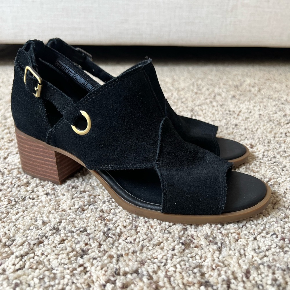 Koolaburra by UGG Kaiah Ankle Strap Bootie Heels